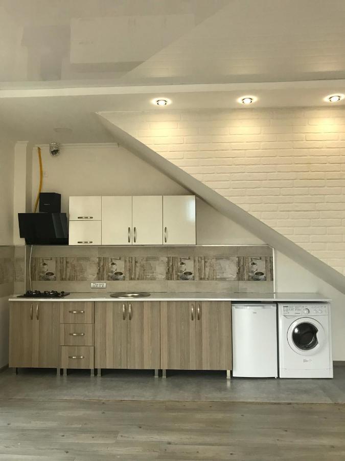 Hotel Chaika Кобулети Екстериор снимка