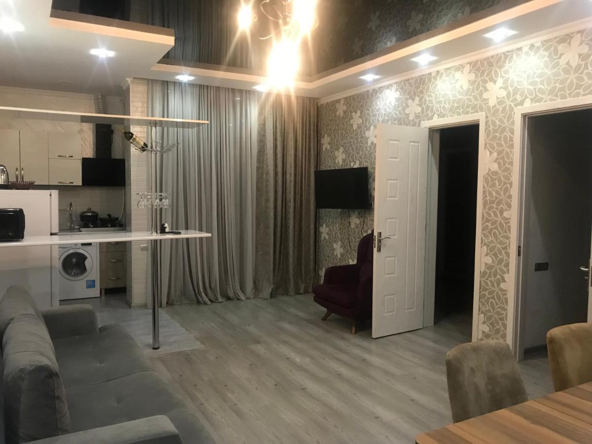 Hotel Chaika Кобулети Екстериор снимка