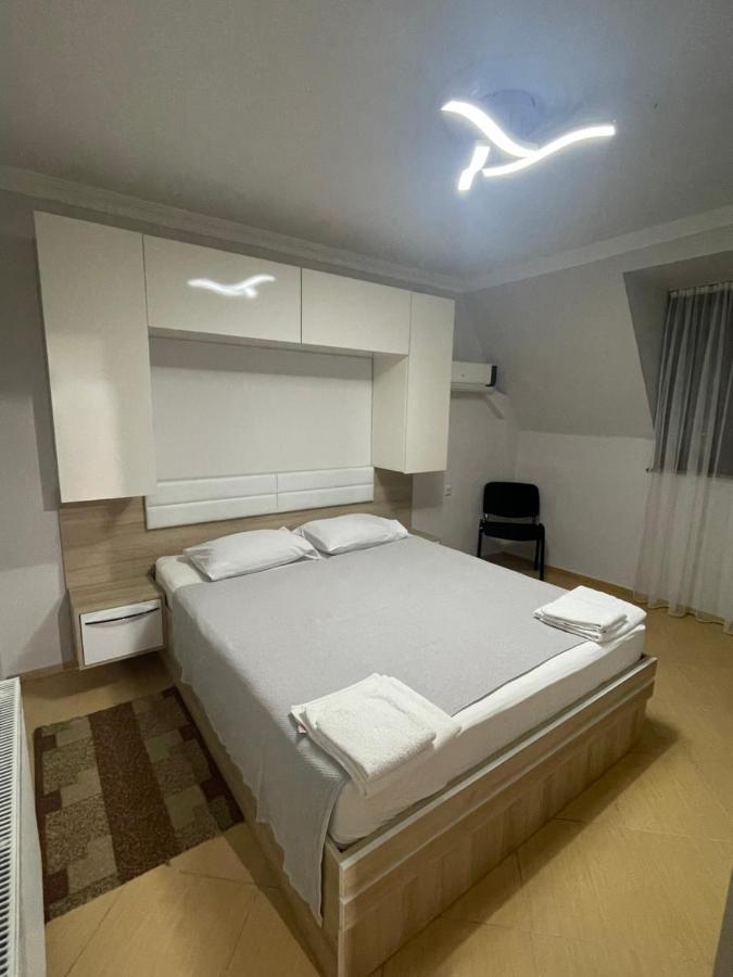 Hotel Chaika Кобулети Екстериор снимка