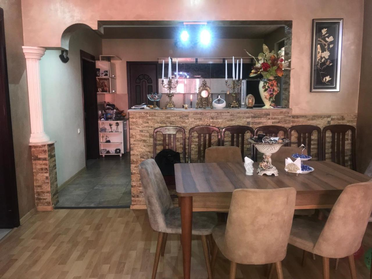 Hotel Chaika Кобулети Екстериор снимка