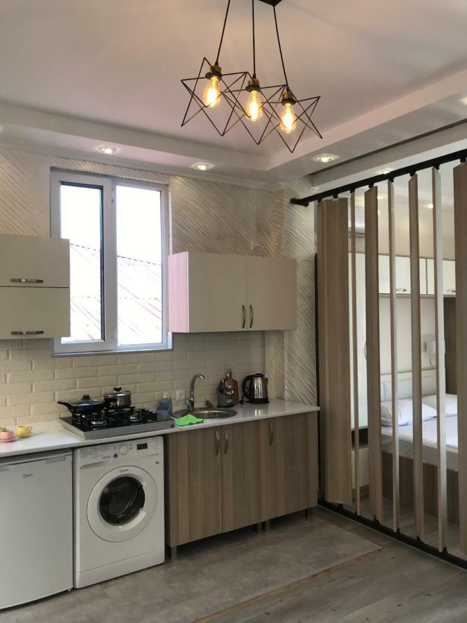 Hotel Chaika Кобулети Екстериор снимка
