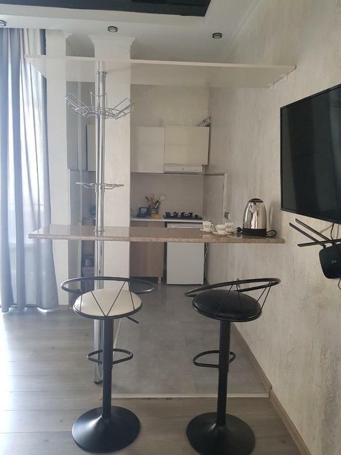 Hotel Chaika Кобулети Екстериор снимка