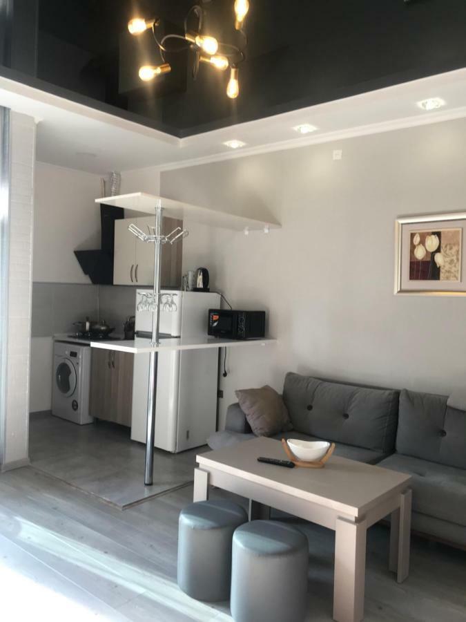 Hotel Chaika Кобулети Екстериор снимка